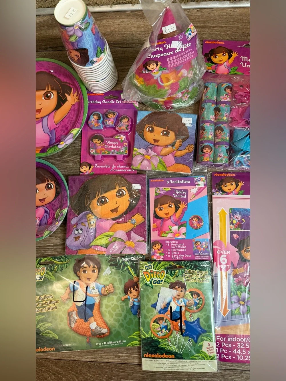 Nickelodeon Dora the Explorer & Go Diego Go Birthday party decorations set.